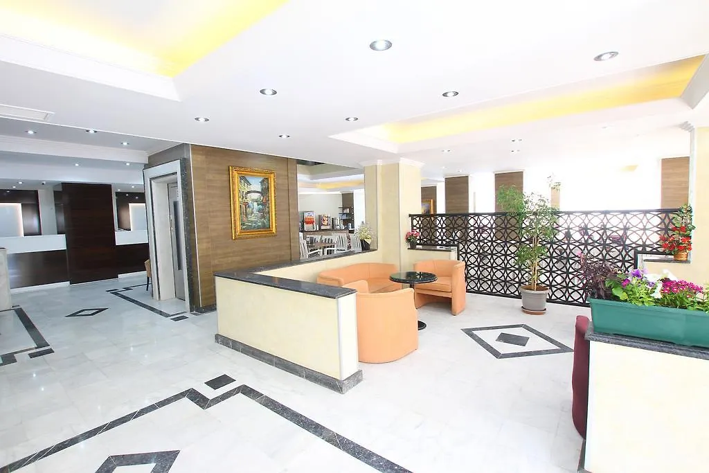 Myra Hotel Marmaris 3*,