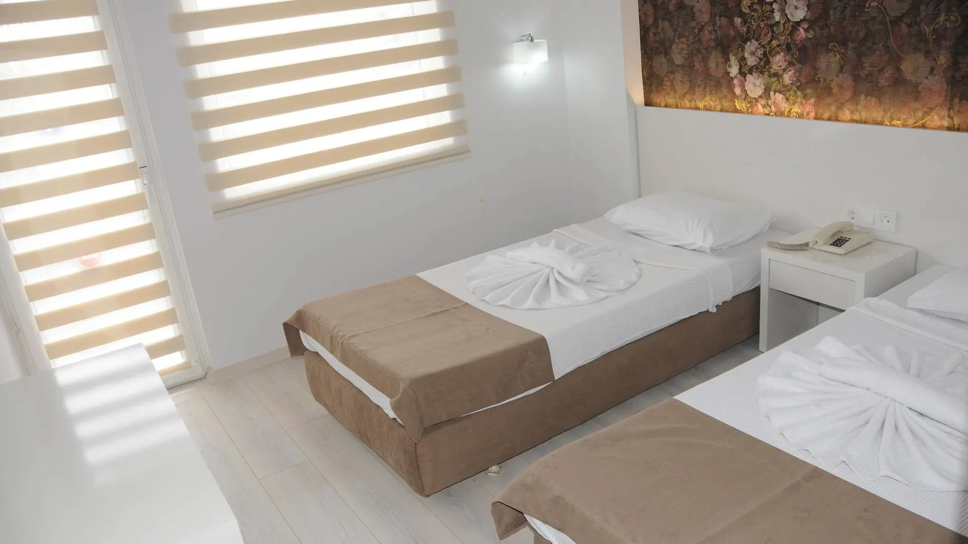 Myra Hotel Marmaris 3*,
