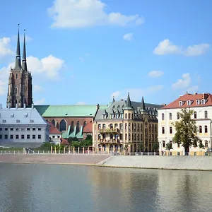 Wenderedu Business Center Nocleg ze śniadaniem